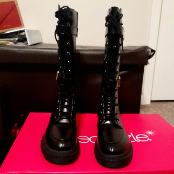 ShoeDazzle tall combat boots - Picture 3 of 5